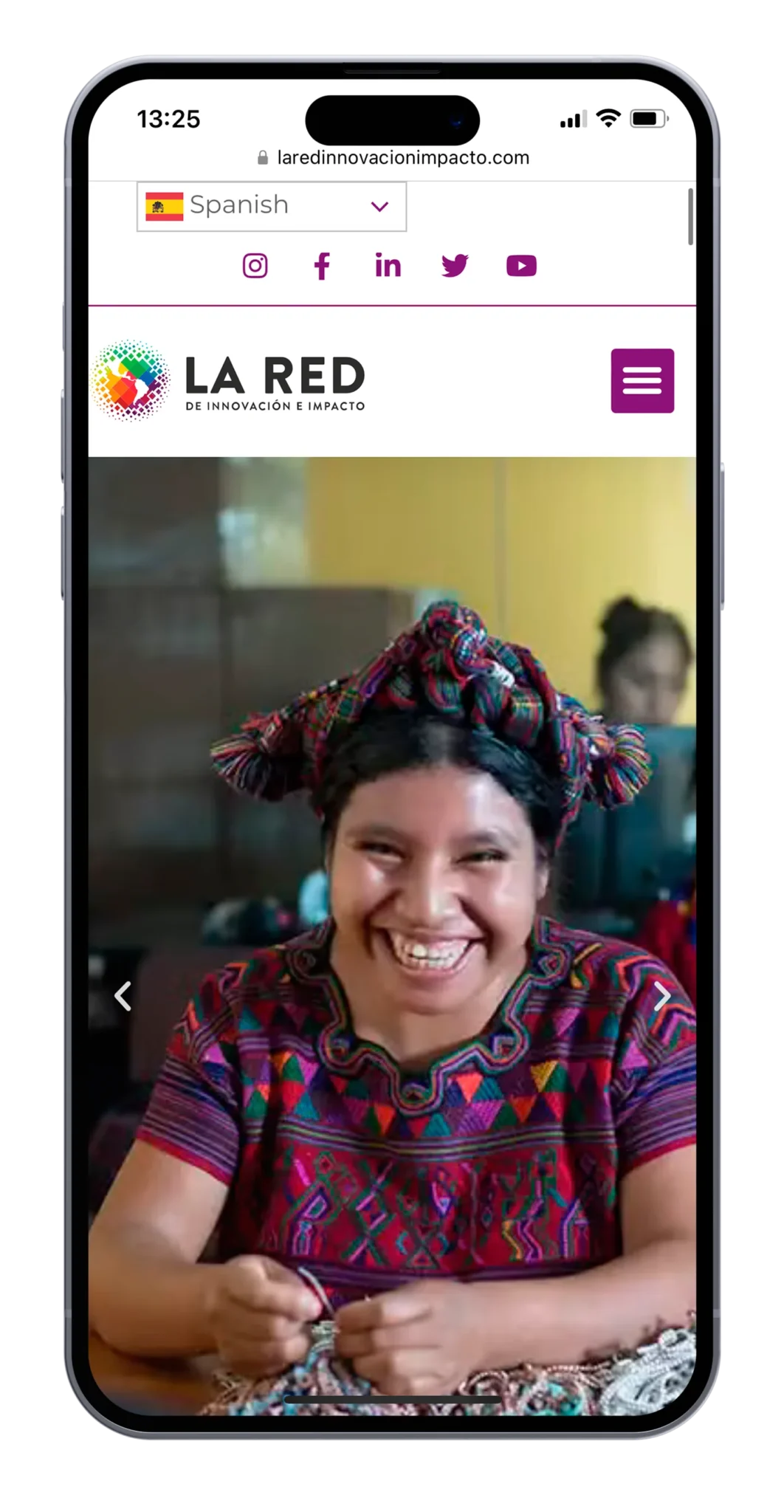 web_la red-002